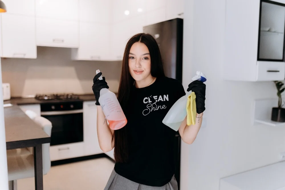 Клінінгова компанія Clean Shine
