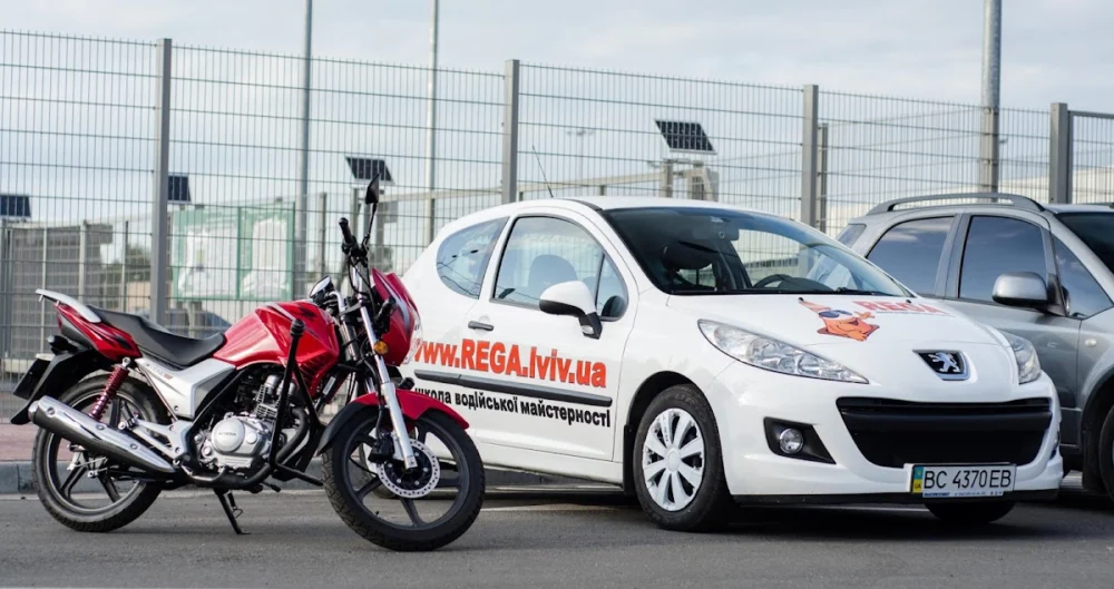 REGA. Drivers & Bikers School - 4